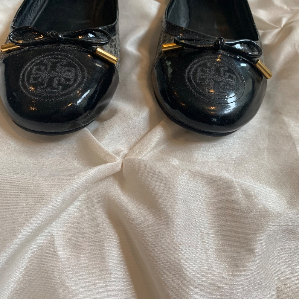 Tory Burch Black/Gray Snakeprint Patent/Leather Ballet Flats sz 8.5M - Picture 3 of 6